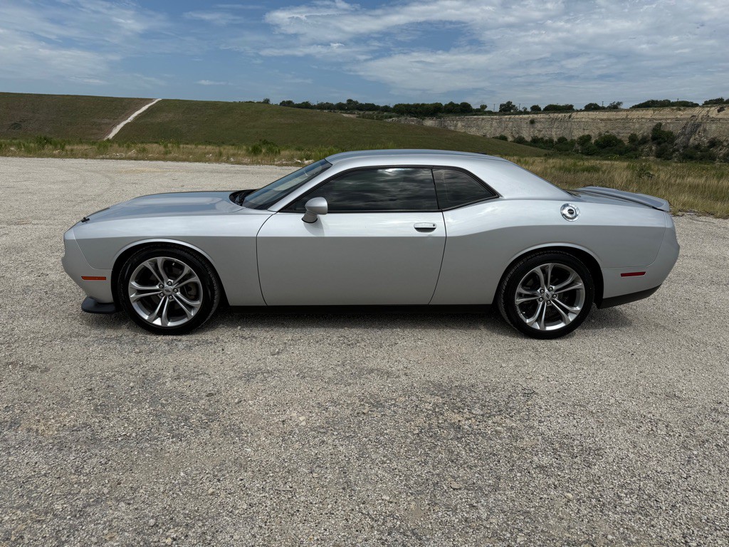 2021 Dodge Challenger Image 3