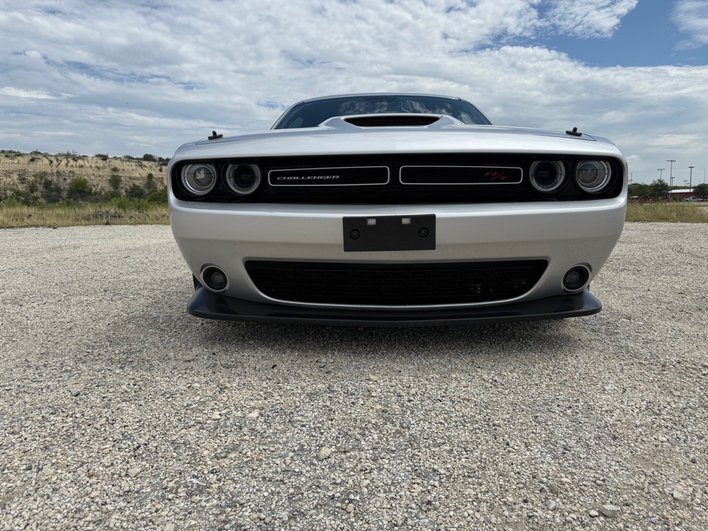2021 Dodge Challenger Image 5