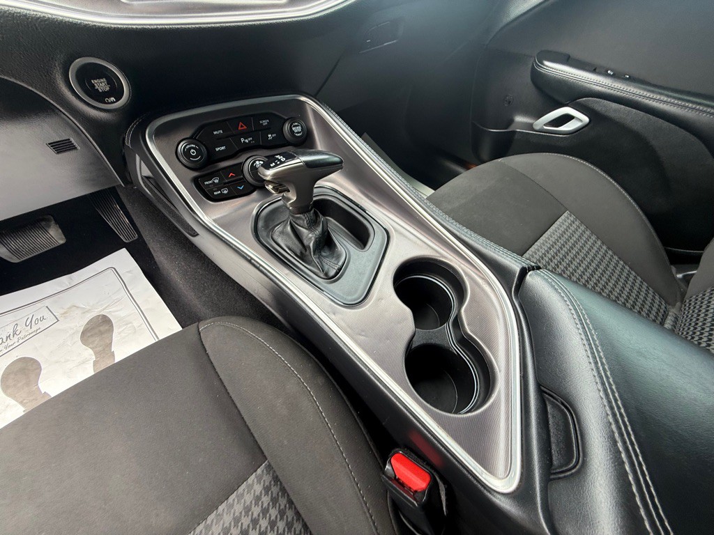 2021 Dodge Challenger Image 20