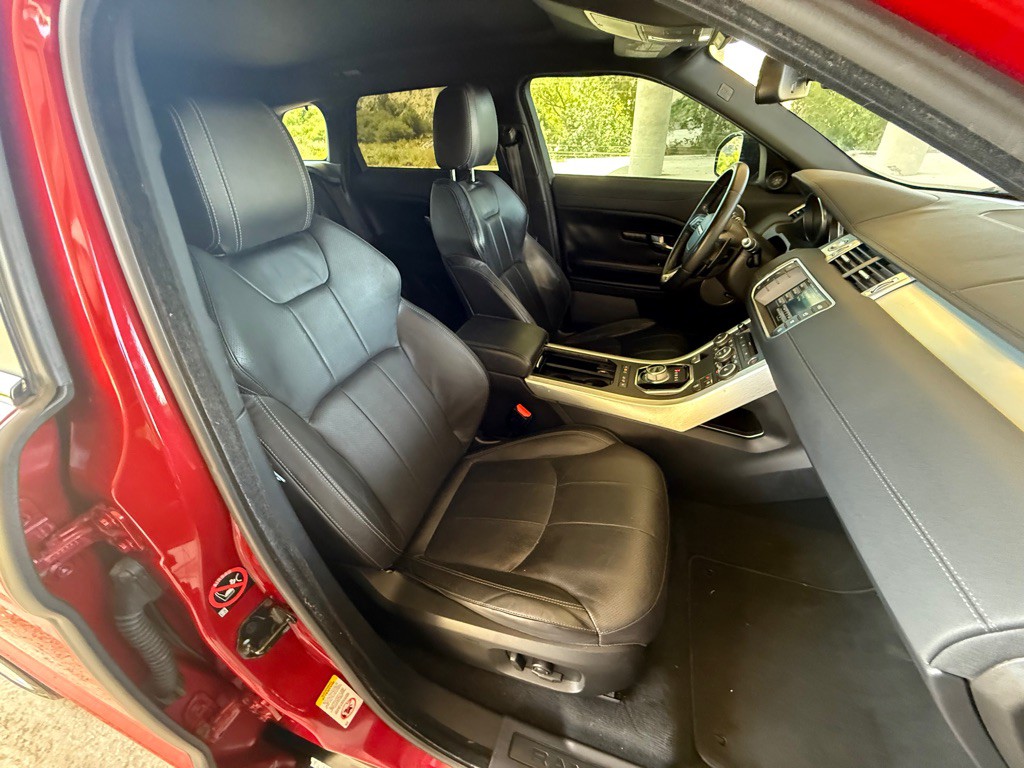 2016 Land Rover Range Rover Evoque Image 14