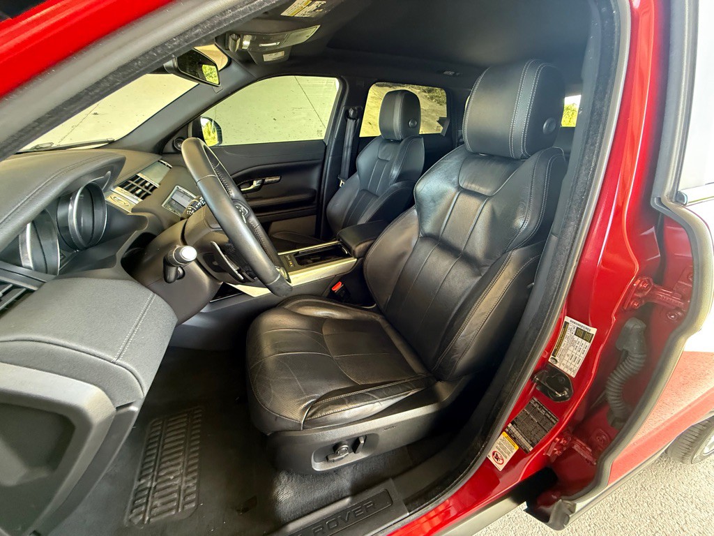 2016 Land Rover Range Rover Evoque Image 25