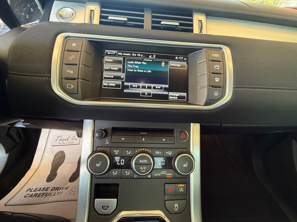 2016 Land Rover Range Rover Evoque Image 28