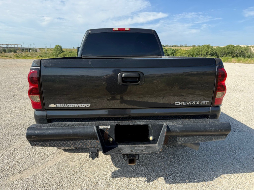 2005 Chevrolet Silverado 1500 Image 11