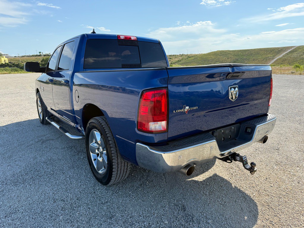 2016 RAM 1500 Image 11