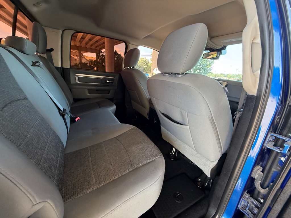 2016 RAM 1500 Image 16