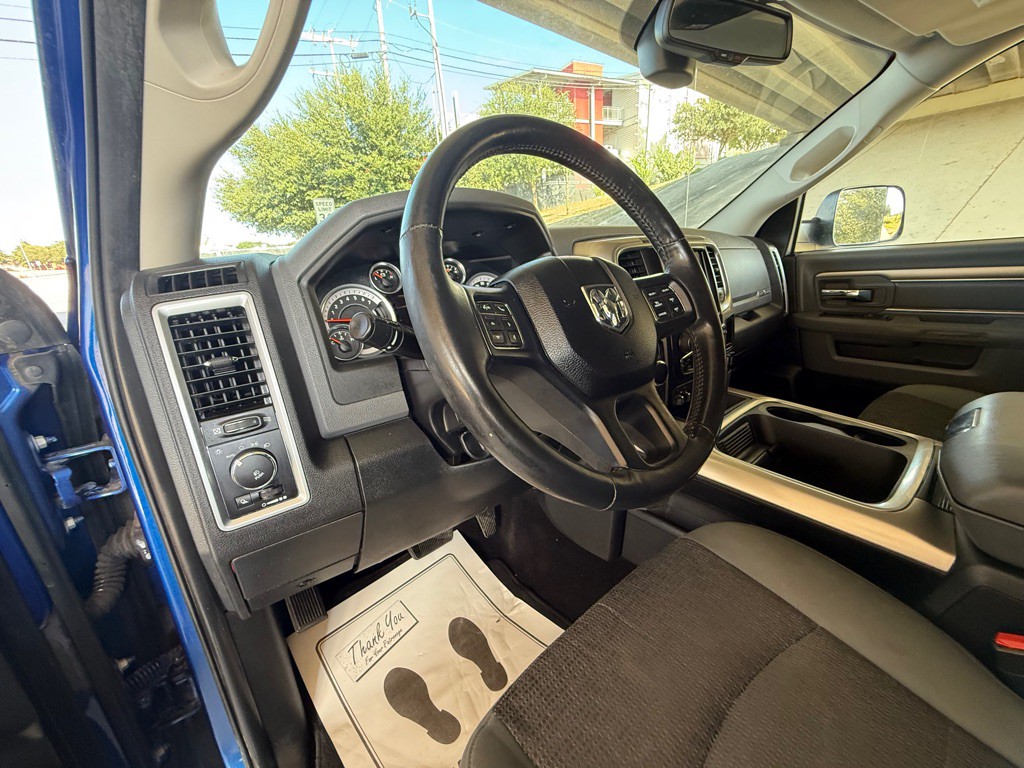 2016 RAM 1500 Image 25