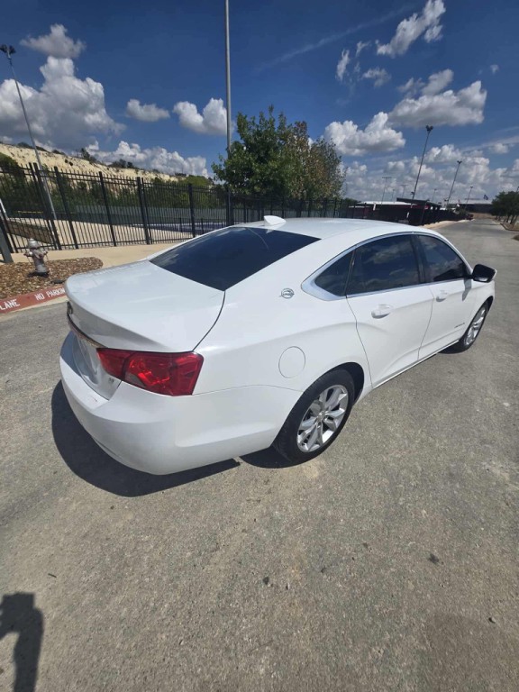 2016 Chevrolet Impala Image 4