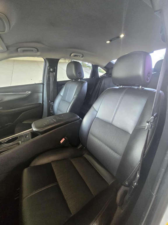 2016 Chevrolet Impala Image 17