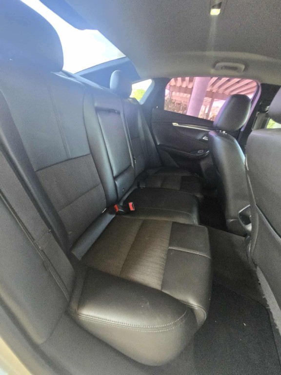 2016 Chevrolet Impala Image 25