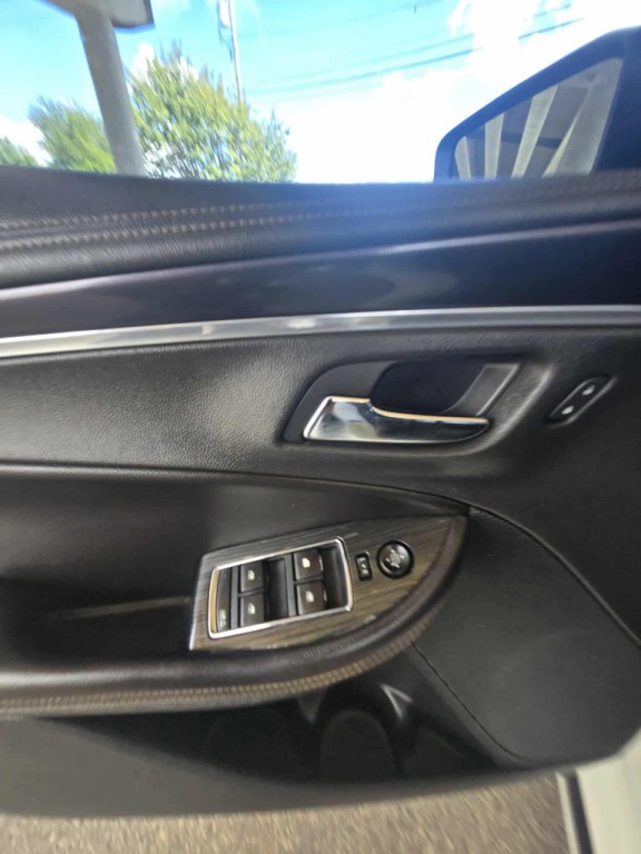 2016 Chevrolet Impala Image 26