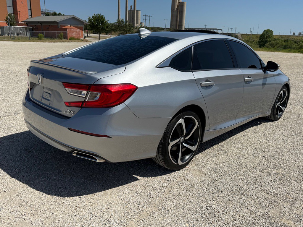 2020 Honda Accord Image 9