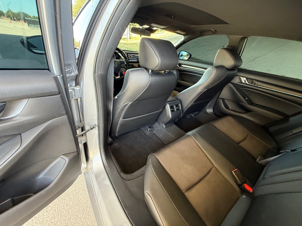 2020 Honda Accord Image 19