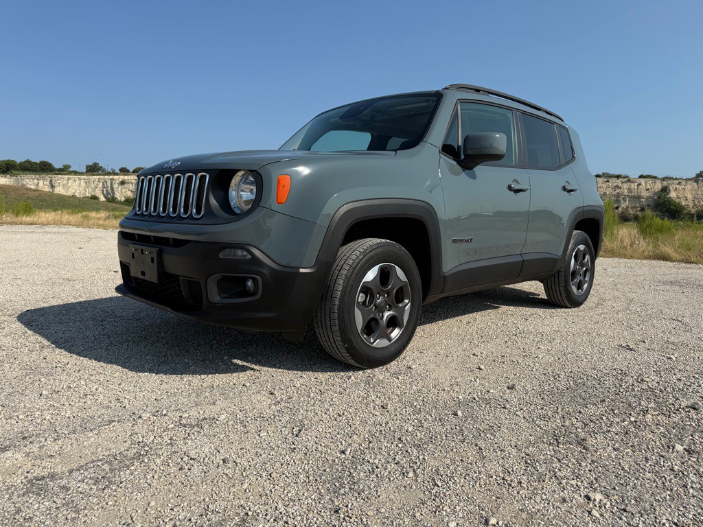 2016 Jeep Renegade Image 2