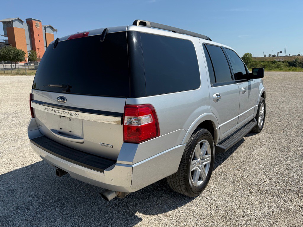 2016 Ford Expedition Image 9