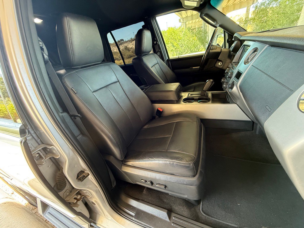 2016 Ford Expedition Image 14