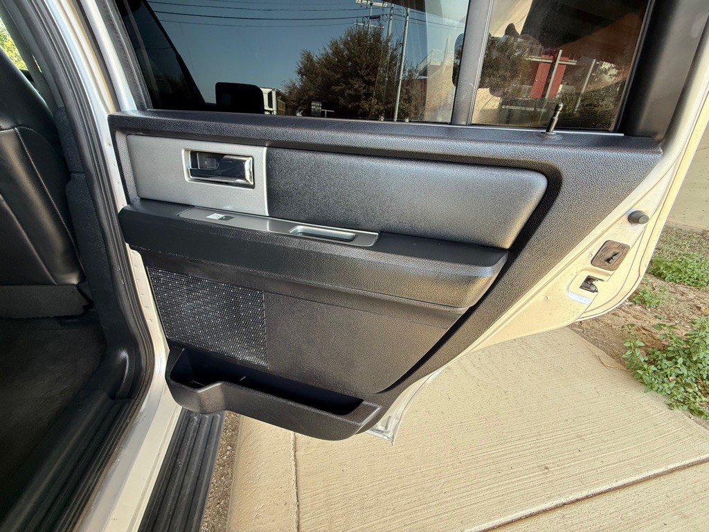 2016 Ford Expedition Image 15
