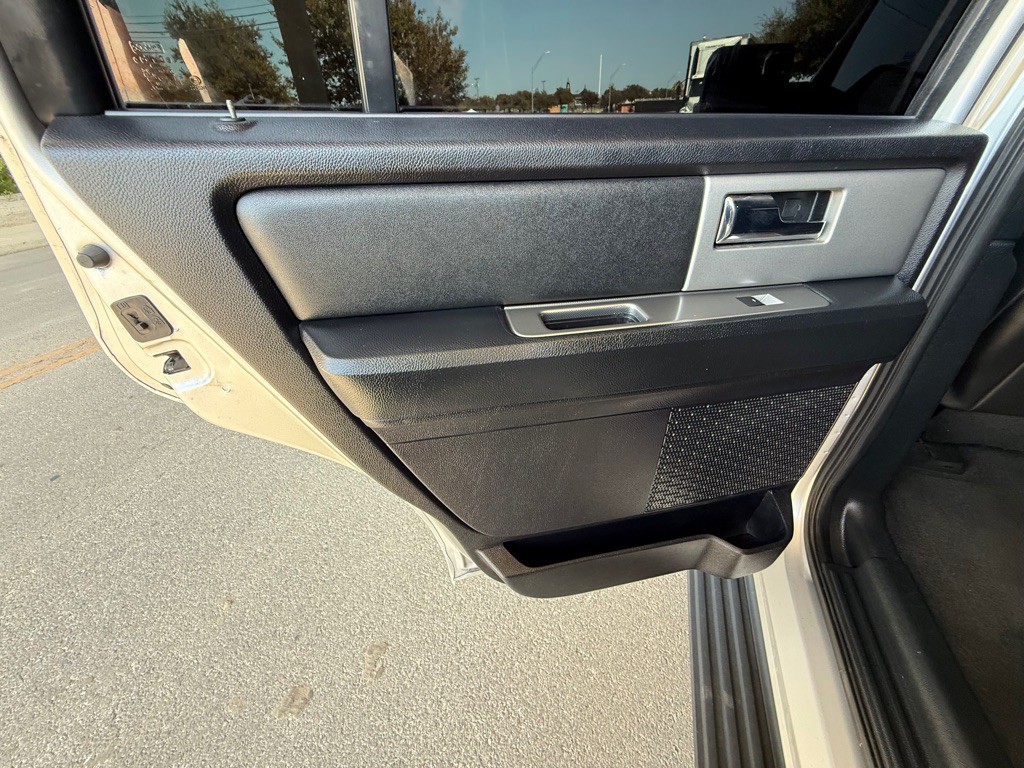 2016 Ford Expedition Image 20