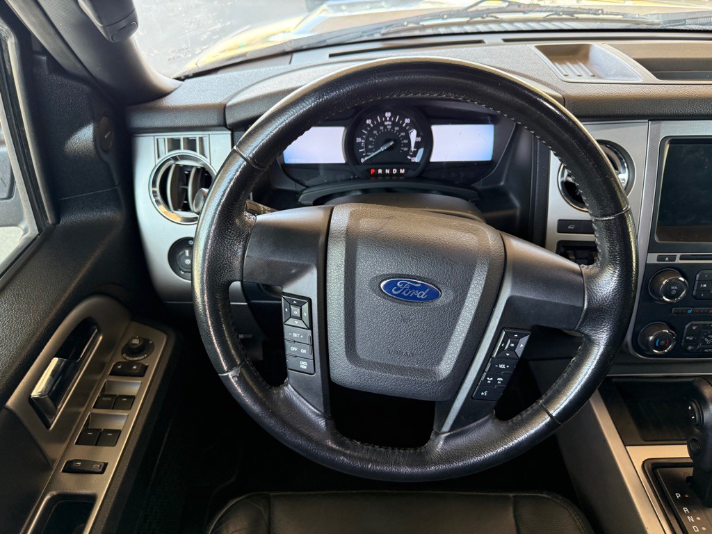 2016 Ford Expedition Image 24