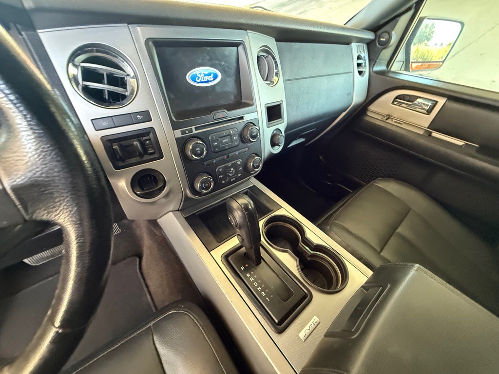2016 Ford Expedition Image 28