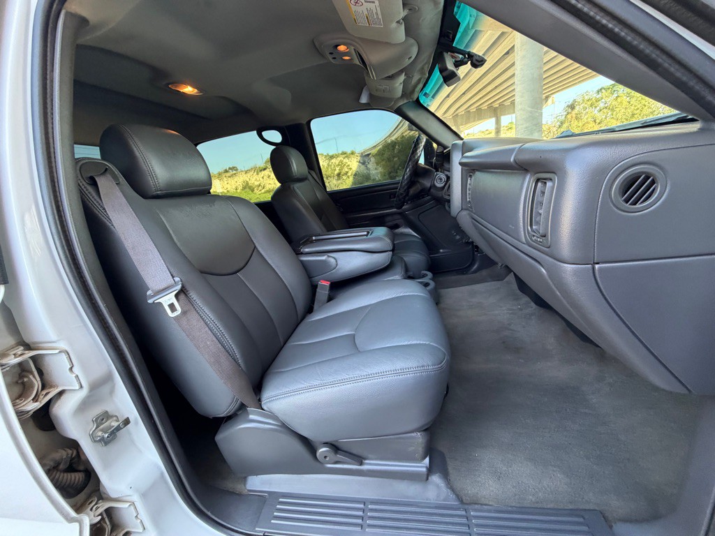 2006 Chevrolet Silverado 1500 Image 14