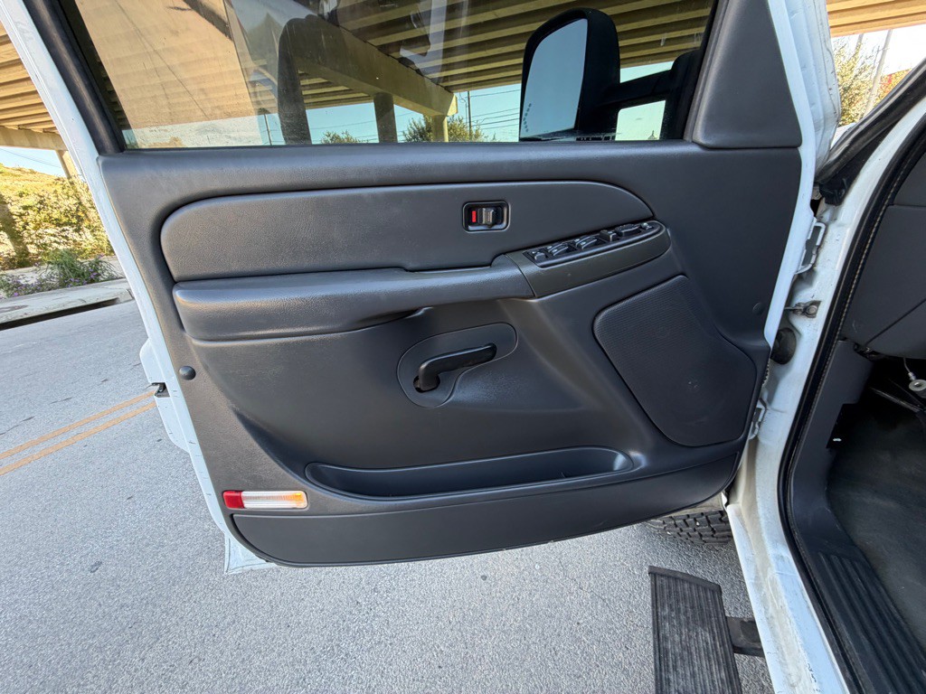 2006 Chevrolet Silverado 1500 Image 23