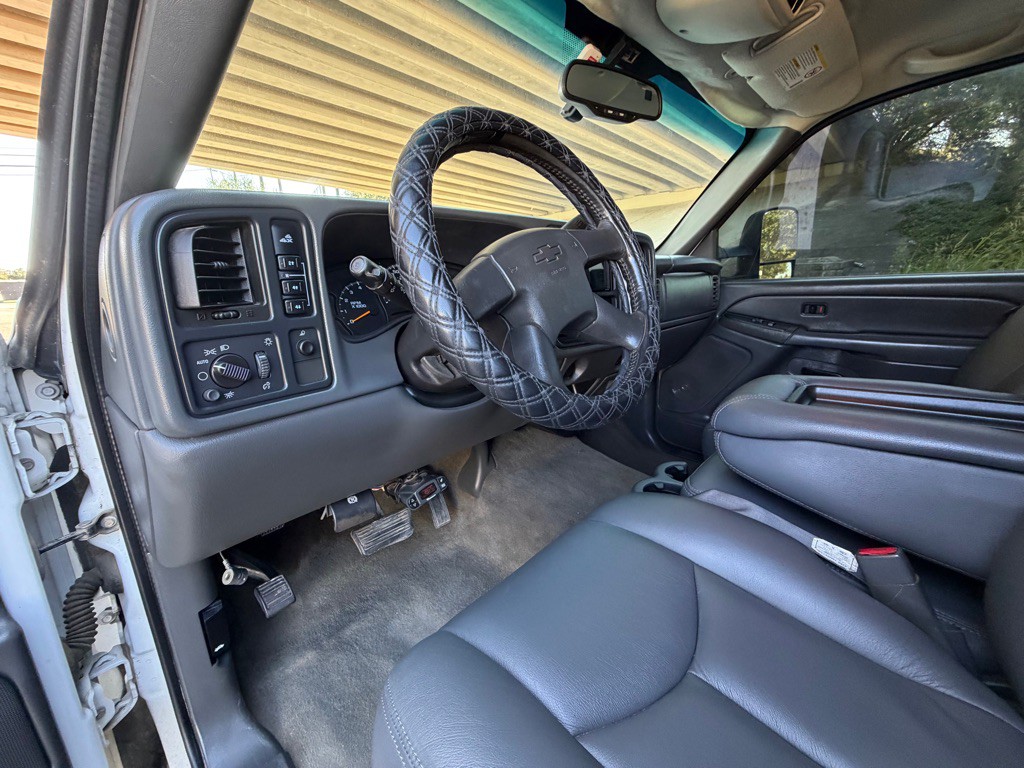 2006 Chevrolet Silverado 1500 Image 24