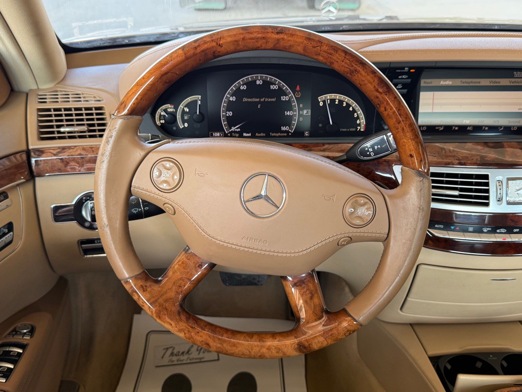 2009 Mercedes-Benz S-Class Image 21