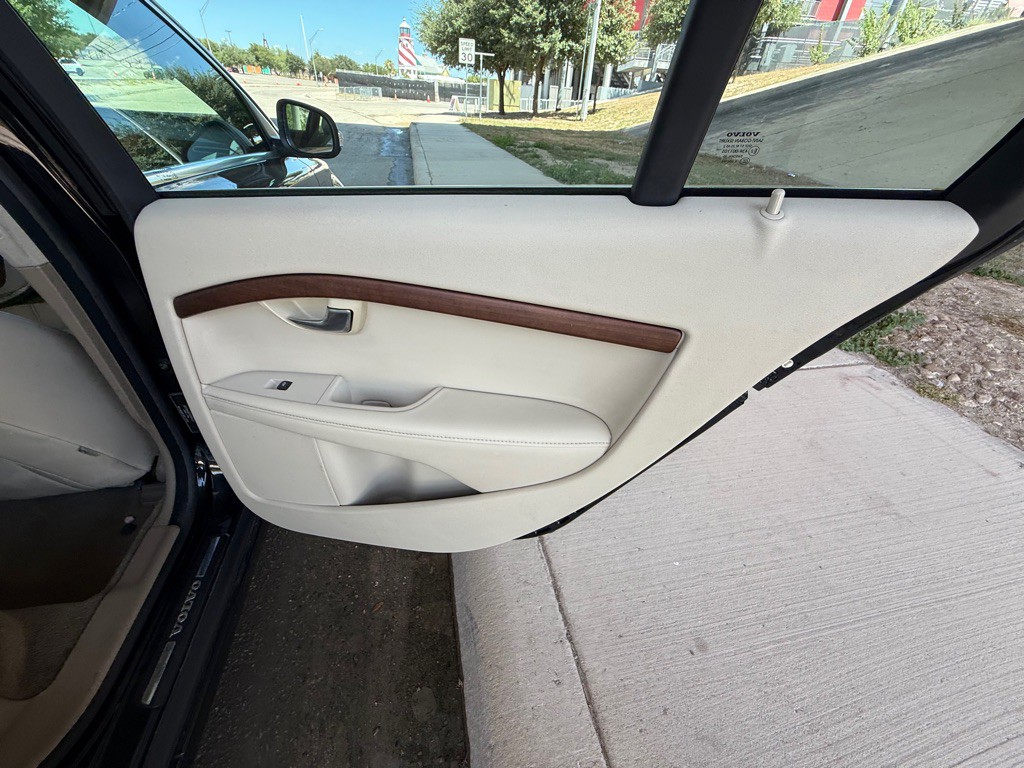 2011 Volvo S80 Image 15