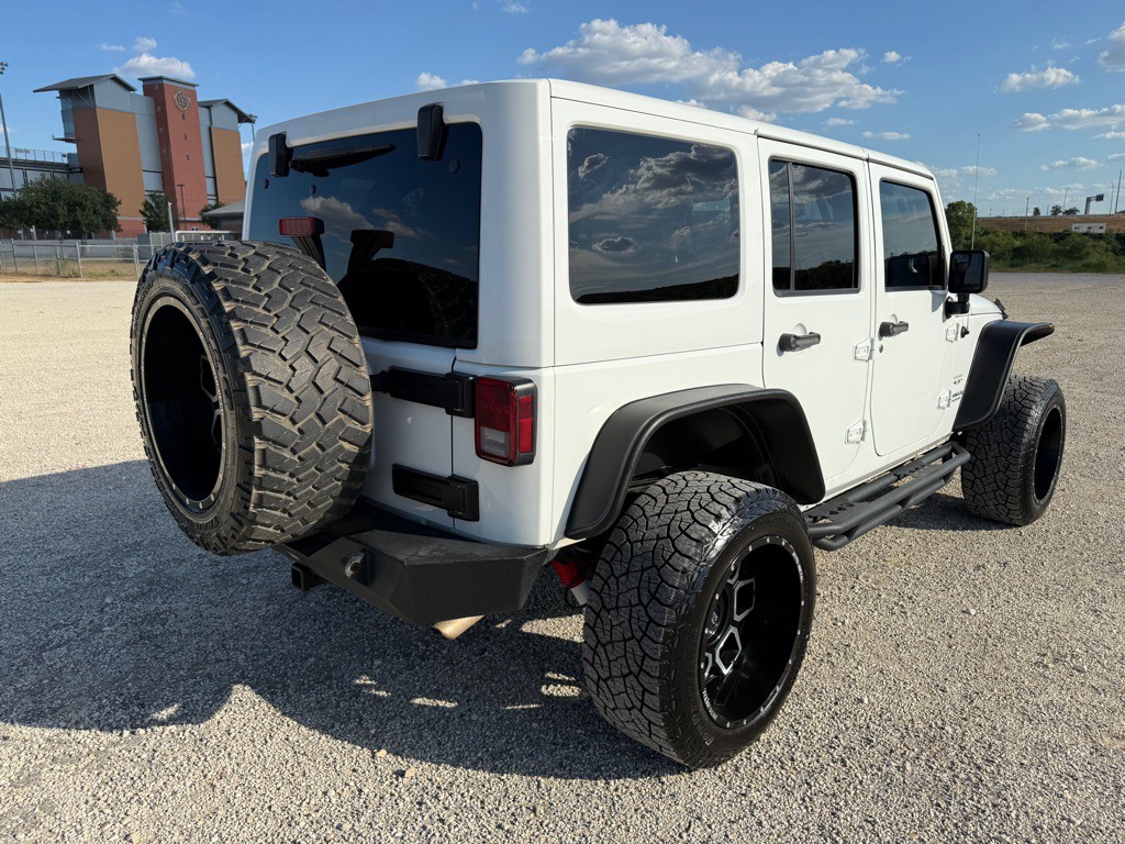 2016 Jeep Wrangler Unlimited Image 9