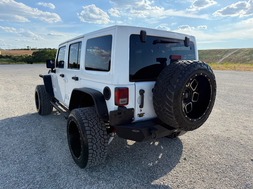 2016 Jeep Wrangler Unlimited Image 11