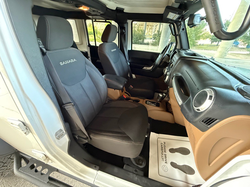 2016 Jeep Wrangler Unlimited Image 14