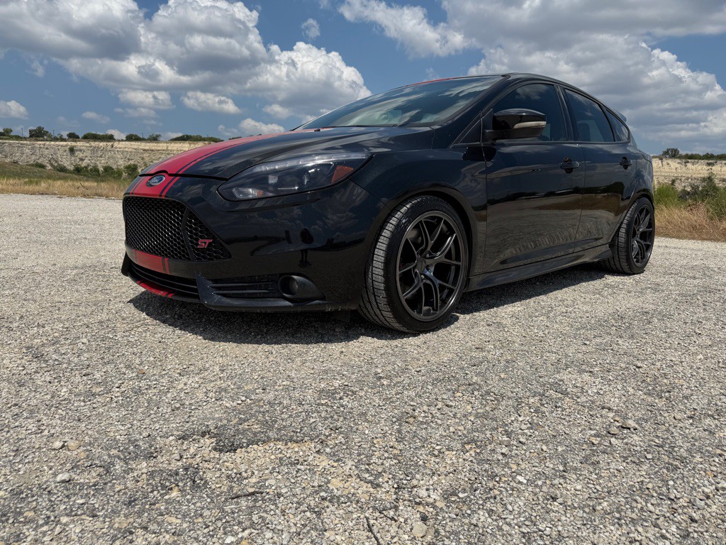 2014 Ford Focus Image 2