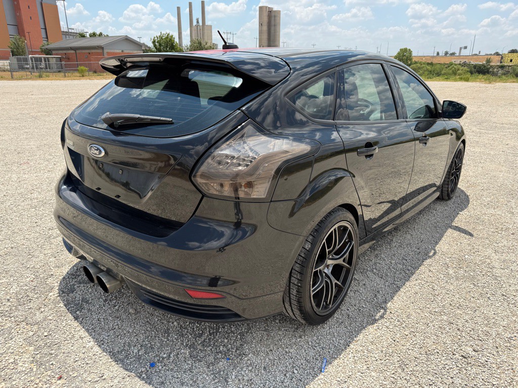 2014 Ford Focus Image 9