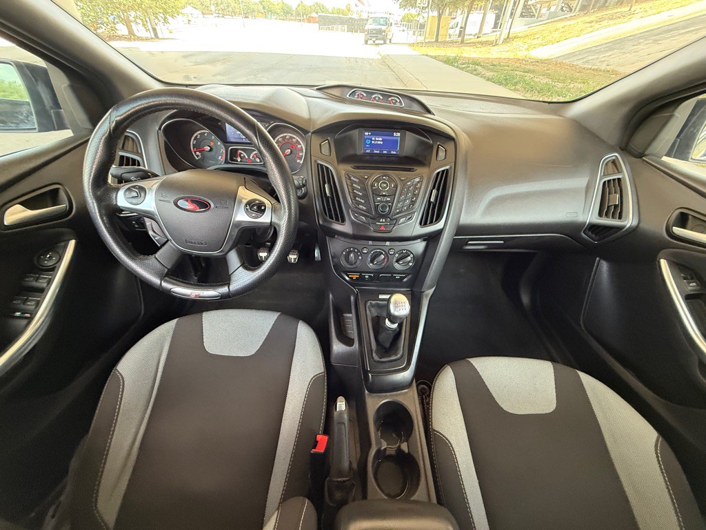 2014 Ford Focus Image 21