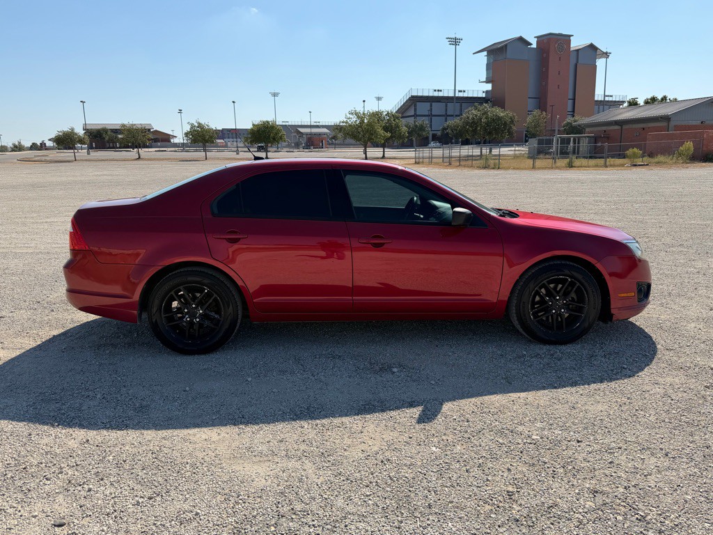 2010 Ford Fusion Image 8