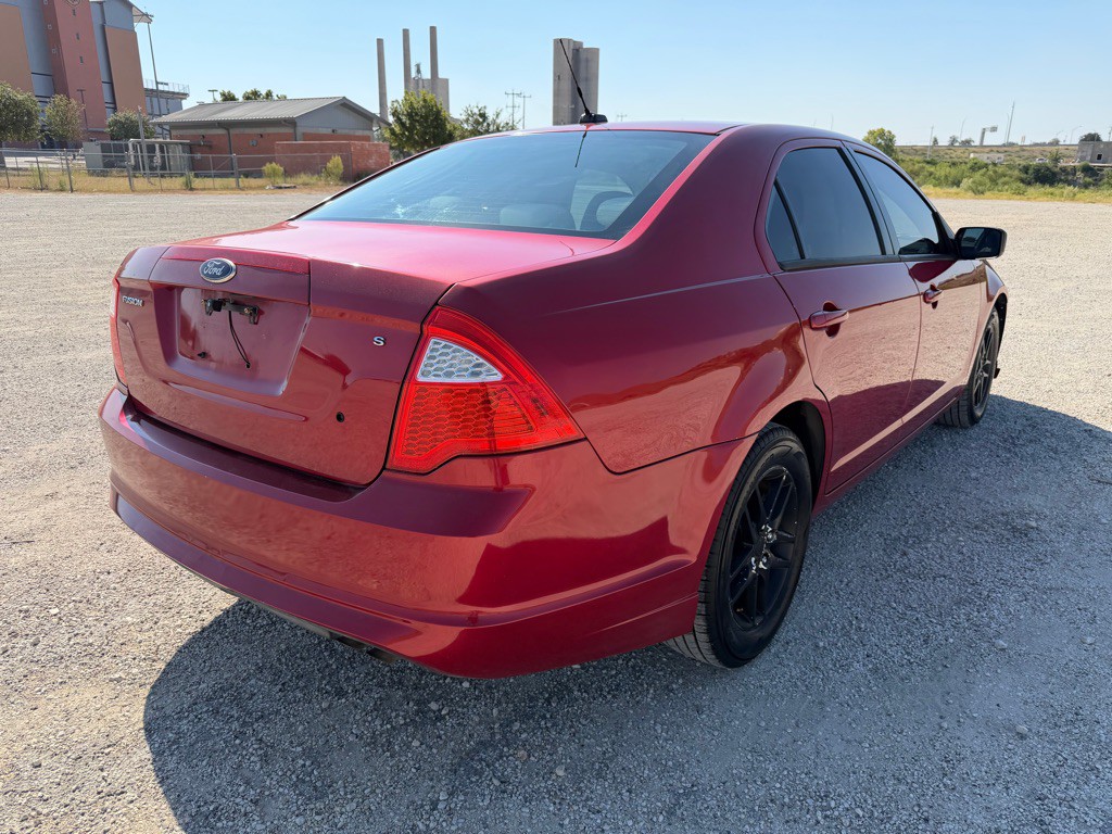 2010 Ford Fusion Image 9