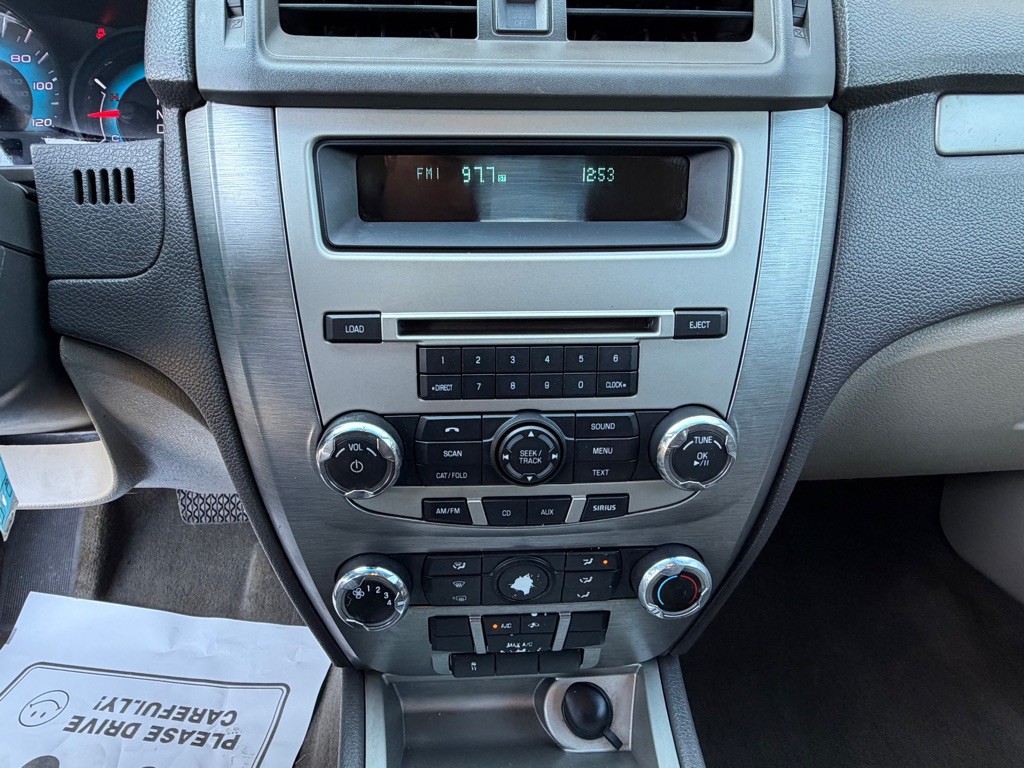 2010 Ford Fusion Image 26