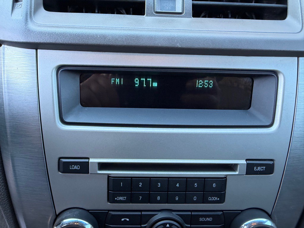 2010 Ford Fusion Image 29