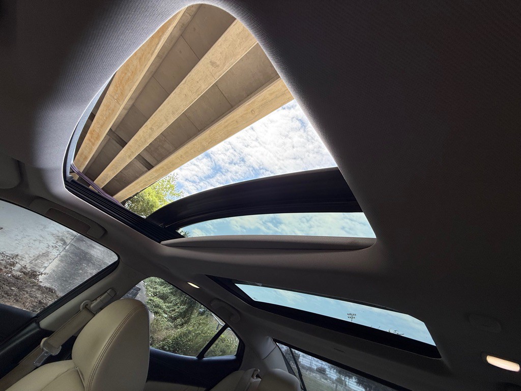 2016 Nissan Maxima Image 26