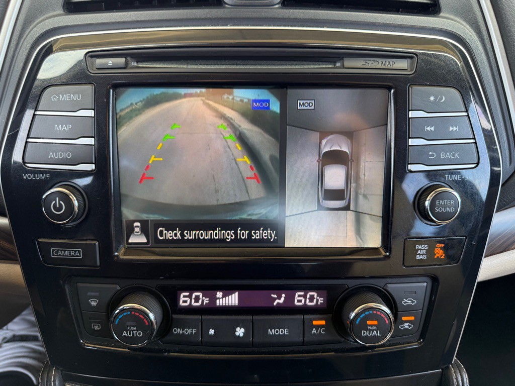 2016 Nissan Maxima Image 29