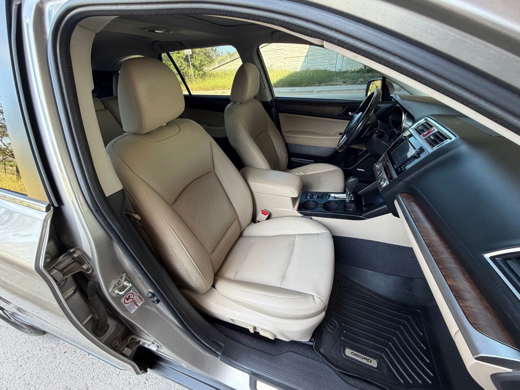 2016 Subaru Outback Image 14