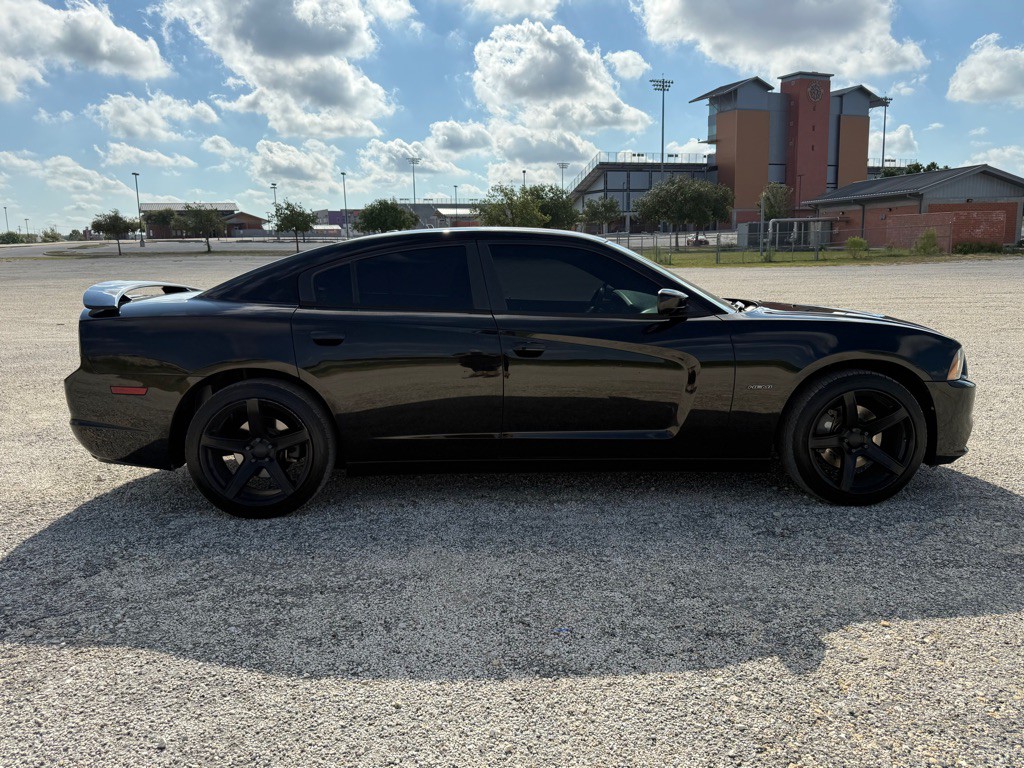 2013 Dodge Charger Image 8