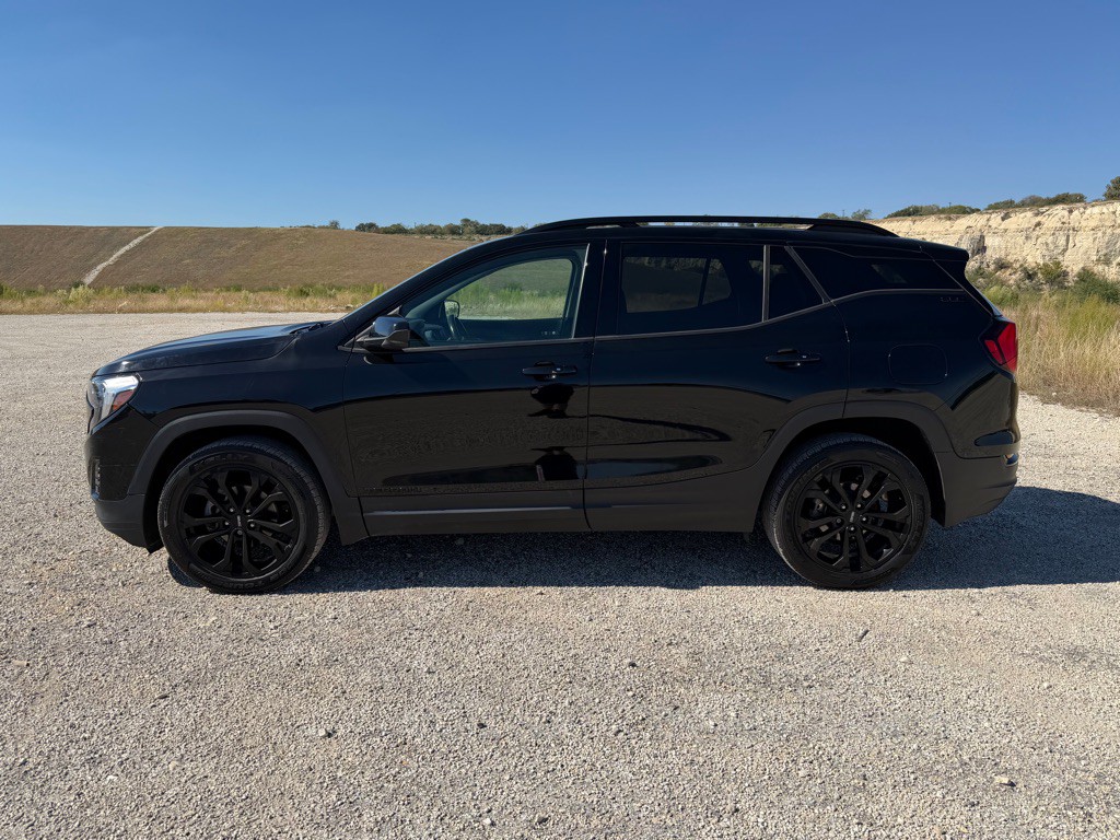 2021 GMC Terrain Image 3