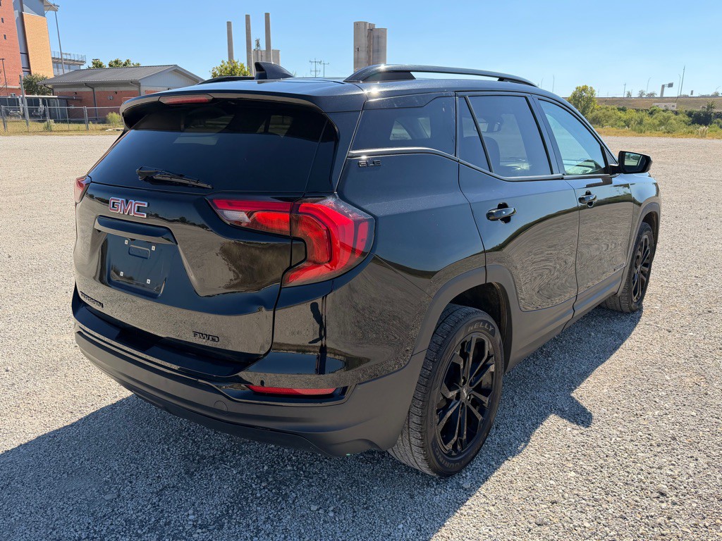 2021 GMC Terrain Image 9