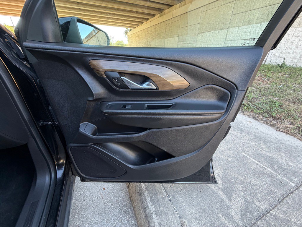 2021 GMC Terrain Image 12
