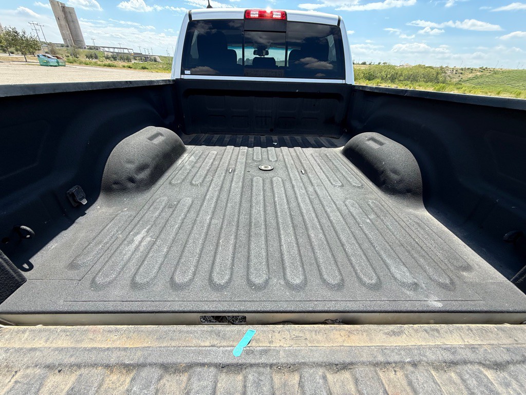 2016 RAM 1500 Image 12
