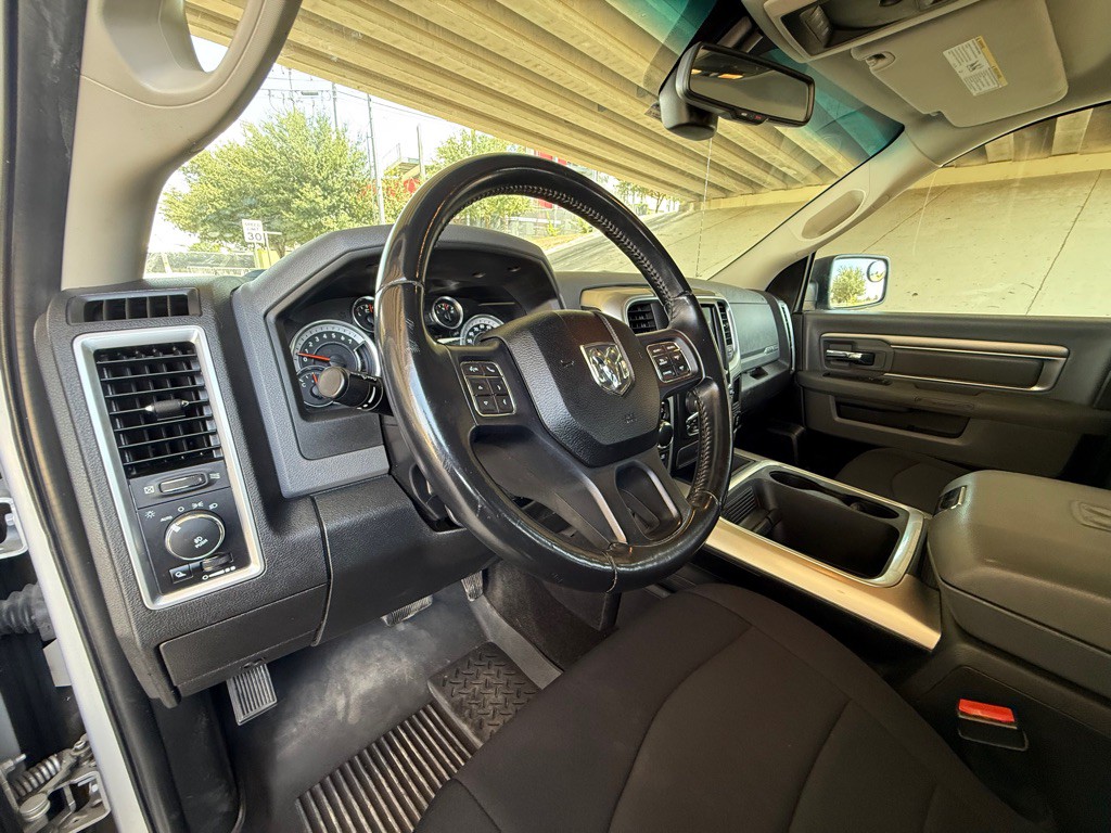 2016 RAM 1500 Image 27