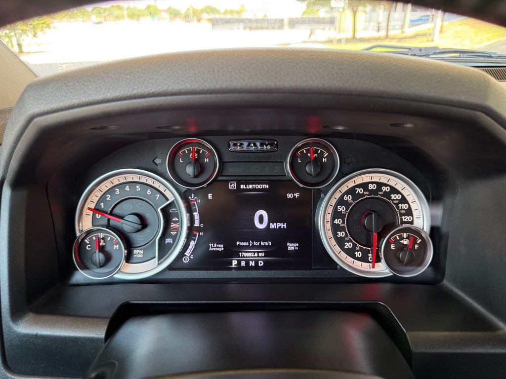 2016 RAM 1500 Image 32