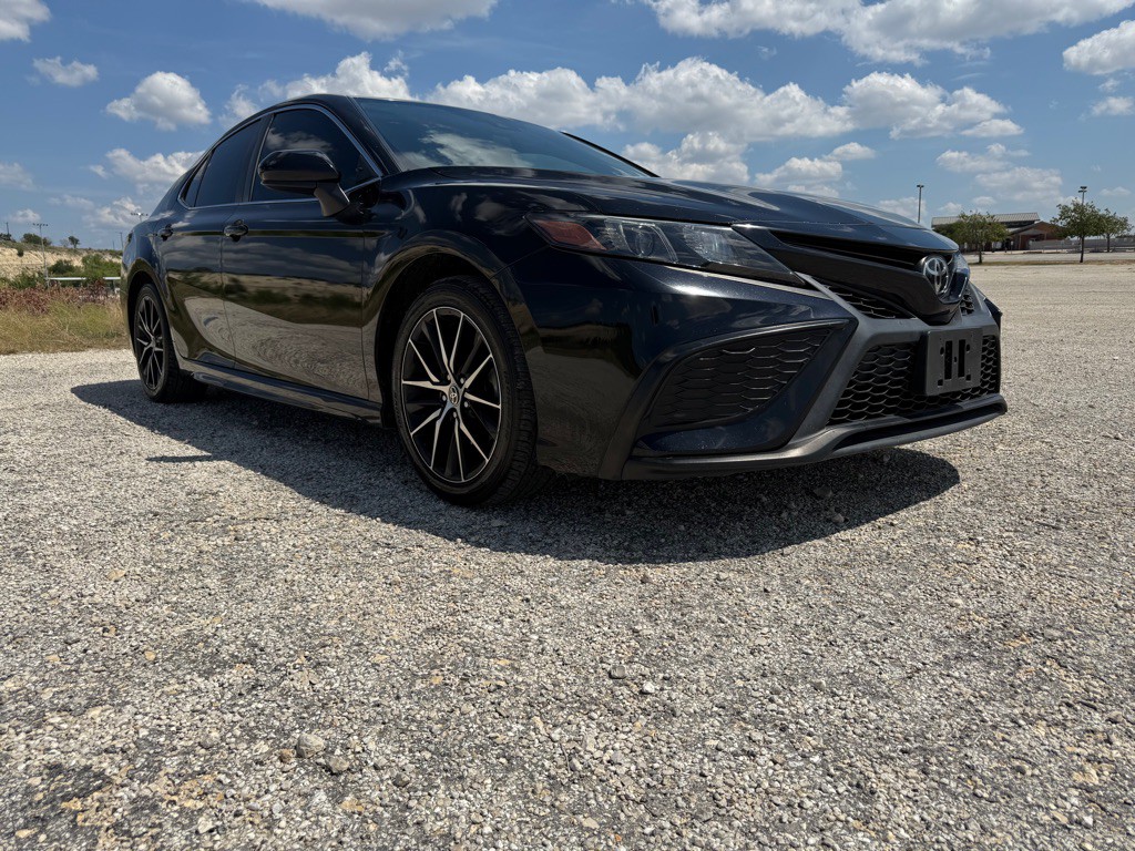 2021 Toyota Camry Image 7