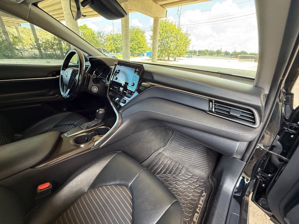 2021 Toyota Camry Image 13